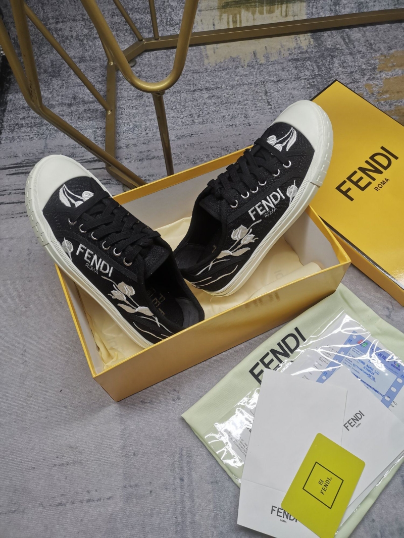 Fendi Casual Shoes